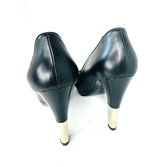 Chanel classic Black Patent Leather Toe Pumps with Metallic Silver Heel EU 40.5 - Picture 5 of 9